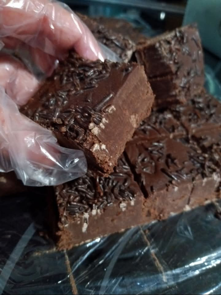 JustFudge (5oz) $5 *ORDERS SHIP WHEN TEMPS ARE UNDER 75° UNLESS YOU PICK ICE PACK SHIPPING*