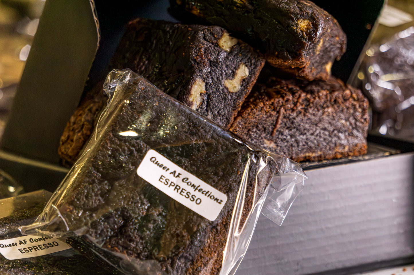 Brownie 1/4lb+ slab $5 *gooey *fudgy